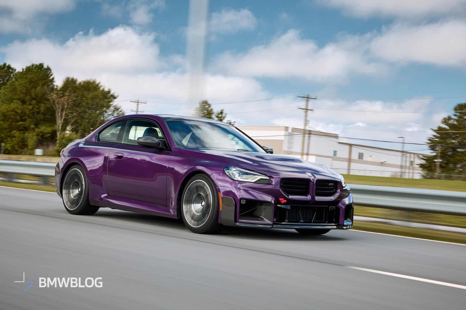 BMW M2 violette, photo d'accueil Ouestpower